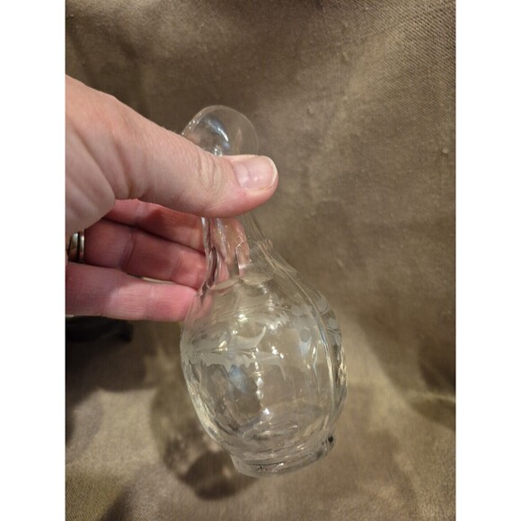 Antique Middletown Quadruple Silverplate Embossed Cruet Condiment Server FLAW - Picture 11 of 16